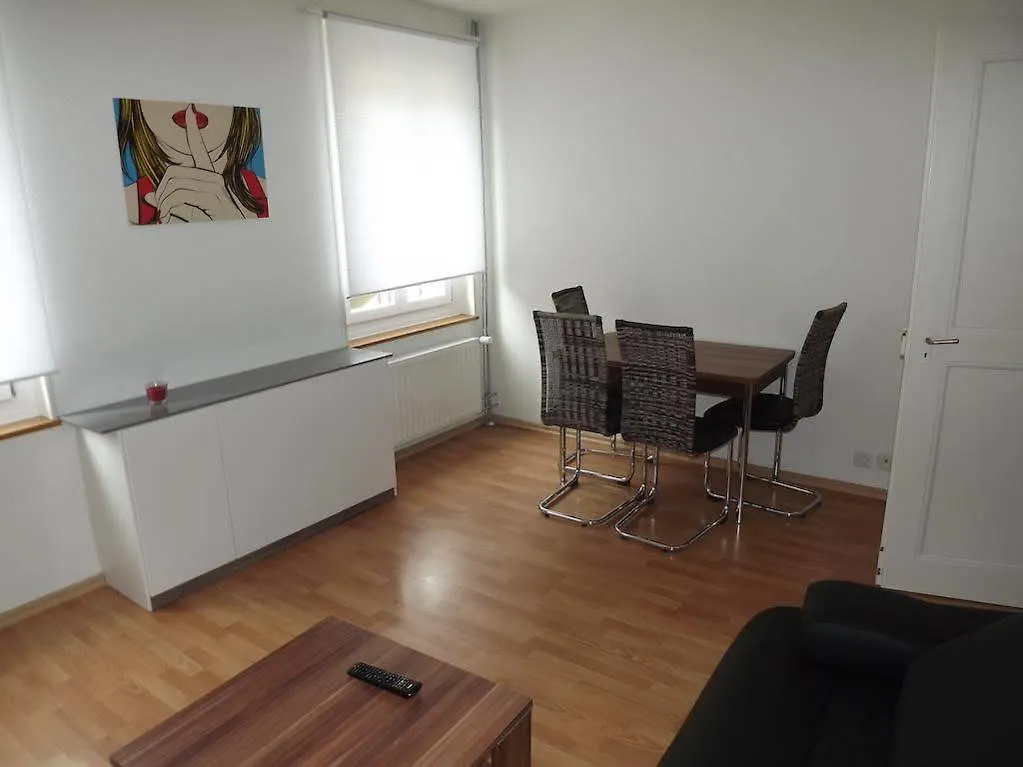 Rent A Home Eptingerstrasse - Self Check-In Basel 0*,